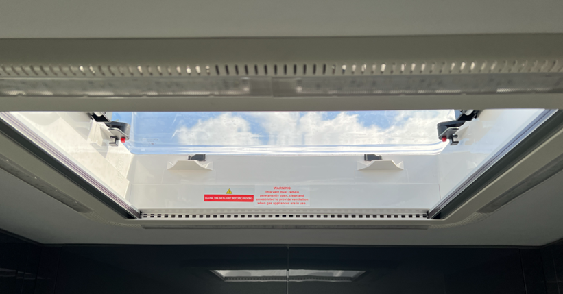 Position of high-level and low-level ventilation openings